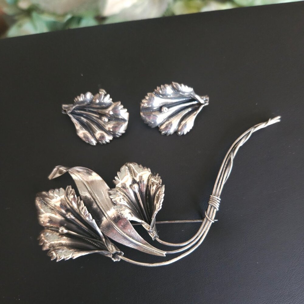 Vintage Sterling Silver Calla Lily Flower Brooch & Earring Set